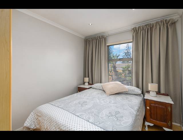 2 BEDROOM APARTMENT FOR SALE IN BEACHFRONT
